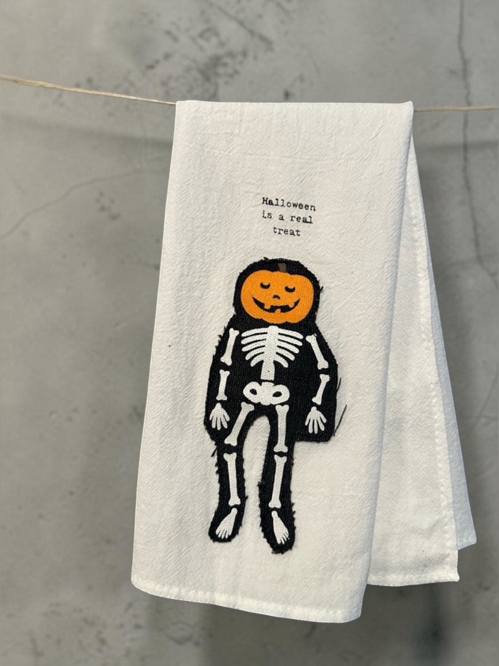 Mud Pie Halloween Pumpkin Head Skeleton Tea Towel